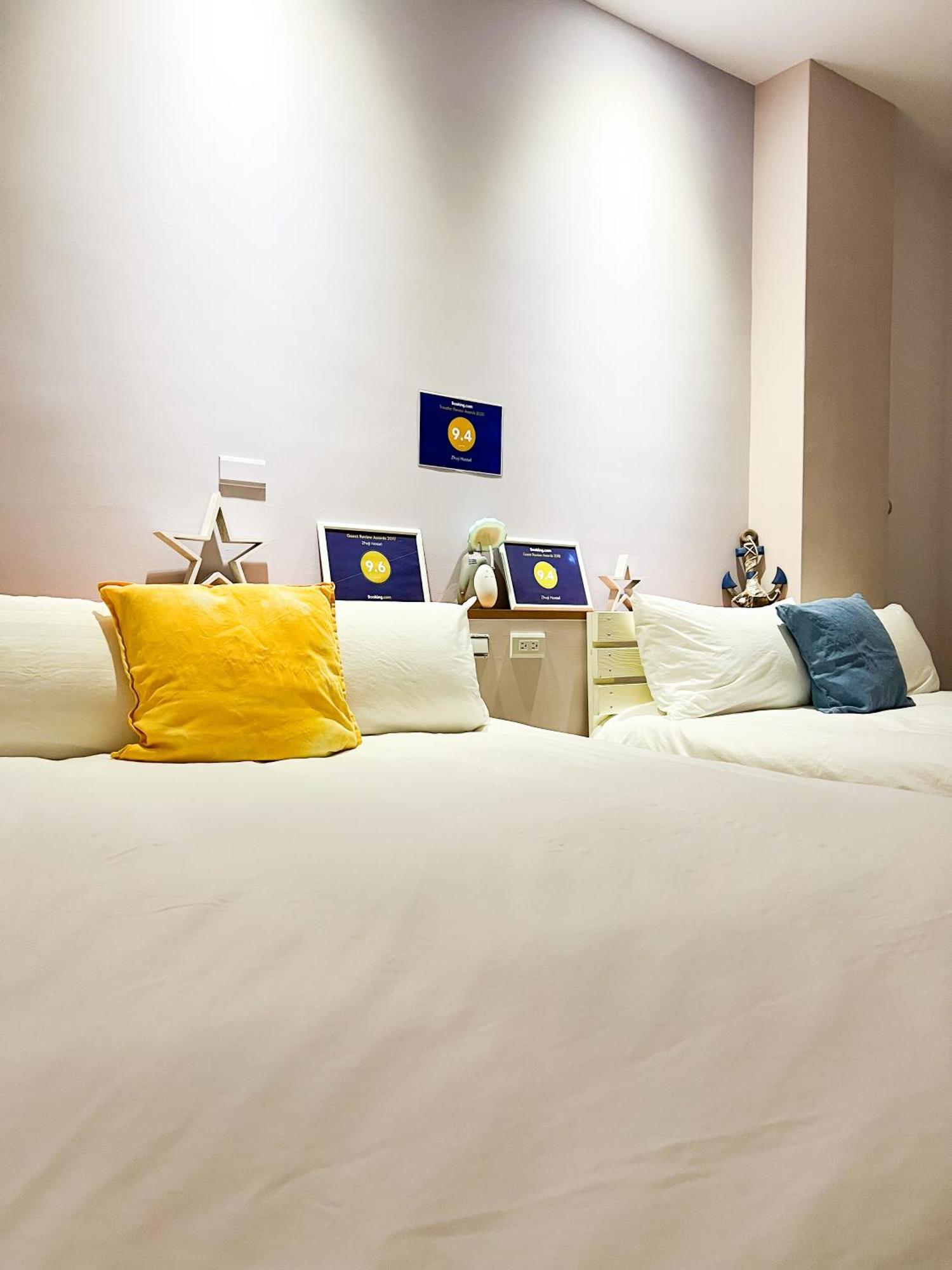 Zhuji Hostel Donggang Extérieur photo
