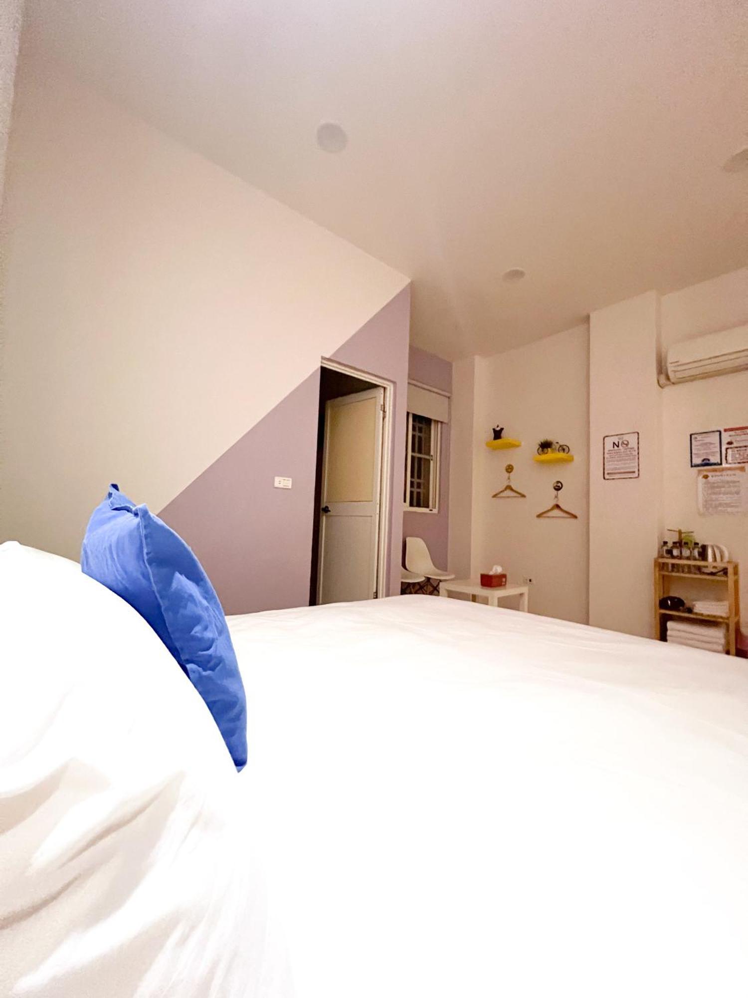 Zhuji Hostel Donggang Extérieur photo